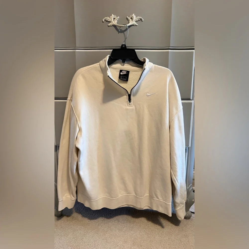 Nike women’s  Cream Quarter-Zip Fleece Sweater